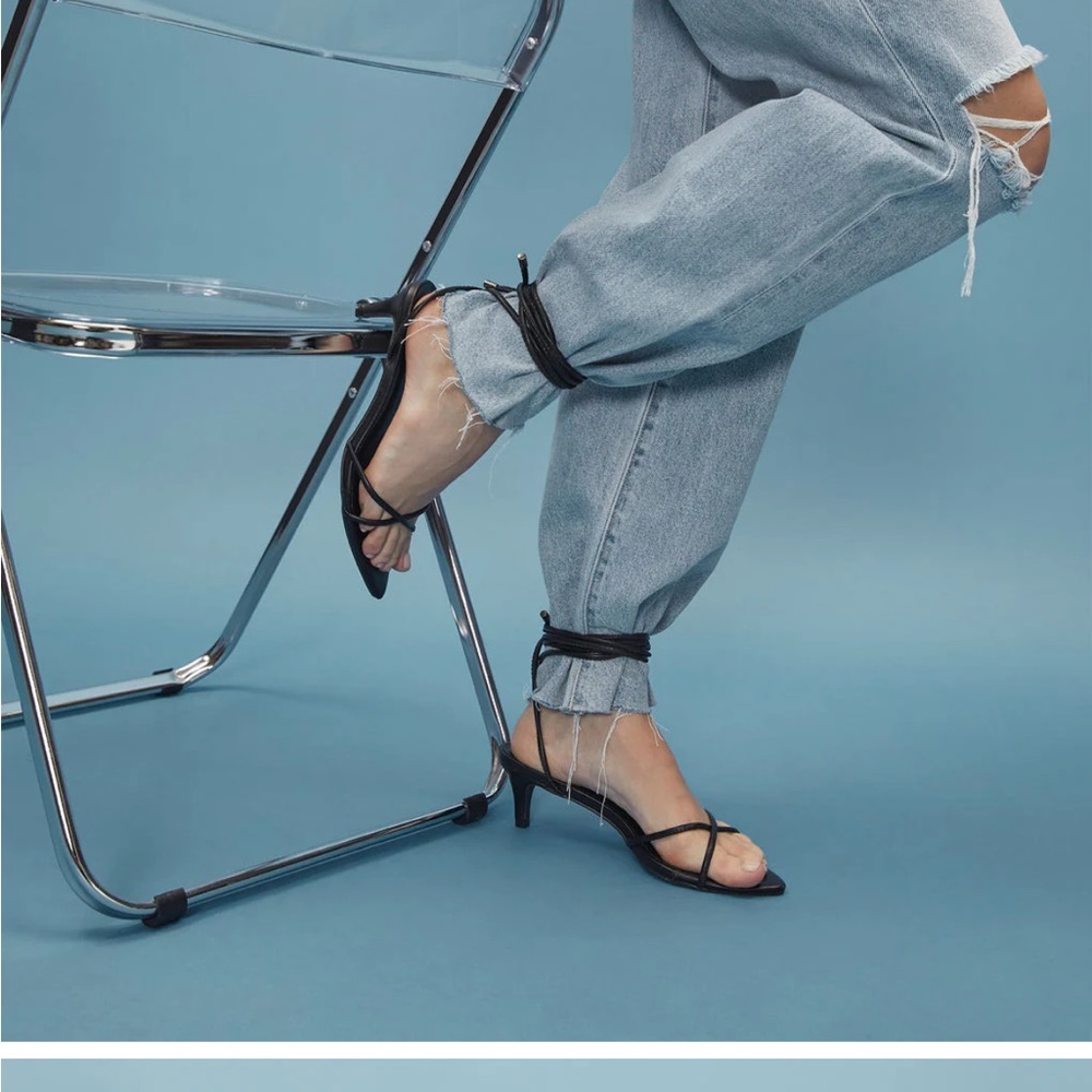 NWT Black Vici kitten heels